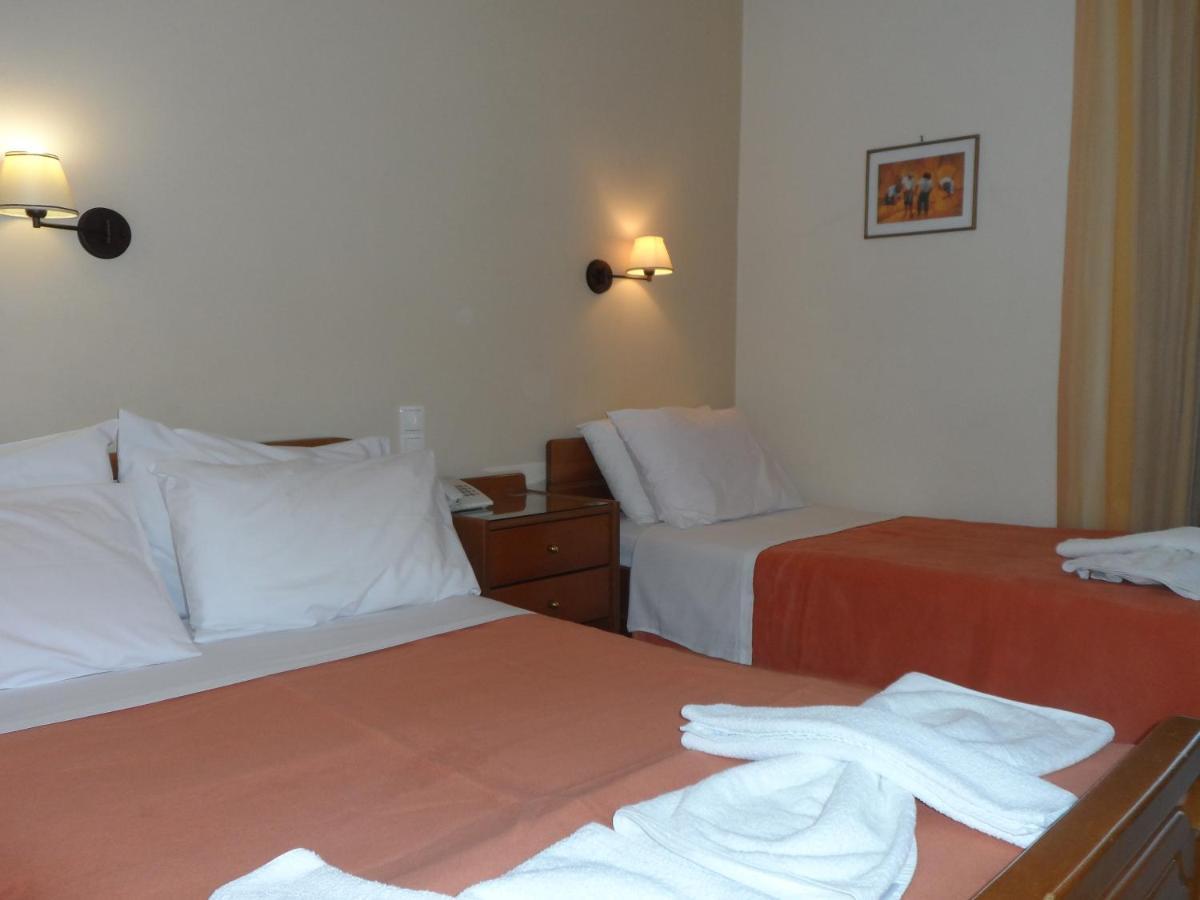 Hotel Prigipikon Suites And Sofites Loutra Ipatis Eksteriør billede